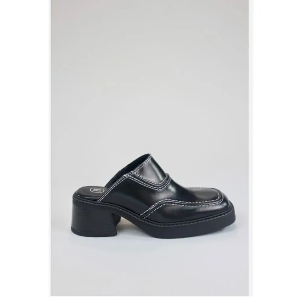 E8 By Miista Rubi Black Mules 38 NEW